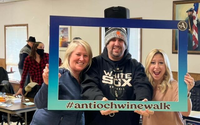 Joe & Tina @ The Village of Antioch Wine Walk 2022