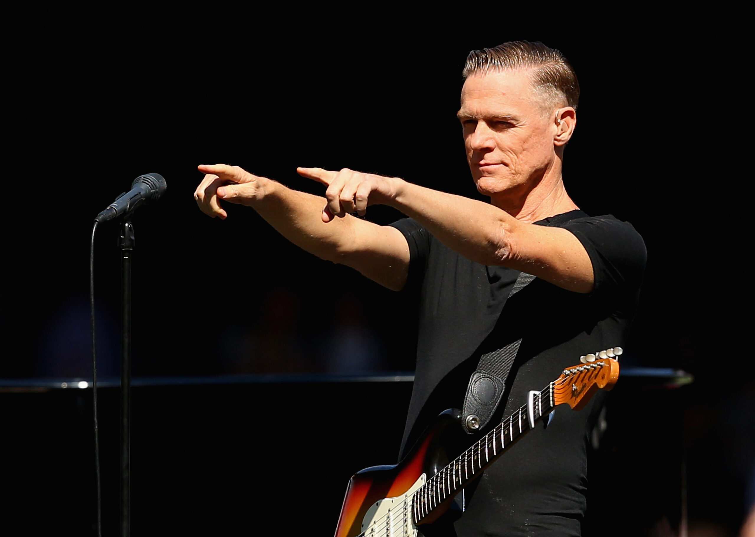 <h1 class="tribe-events-single-event-title">Bryan Adams @ Allstate Arena</h1>