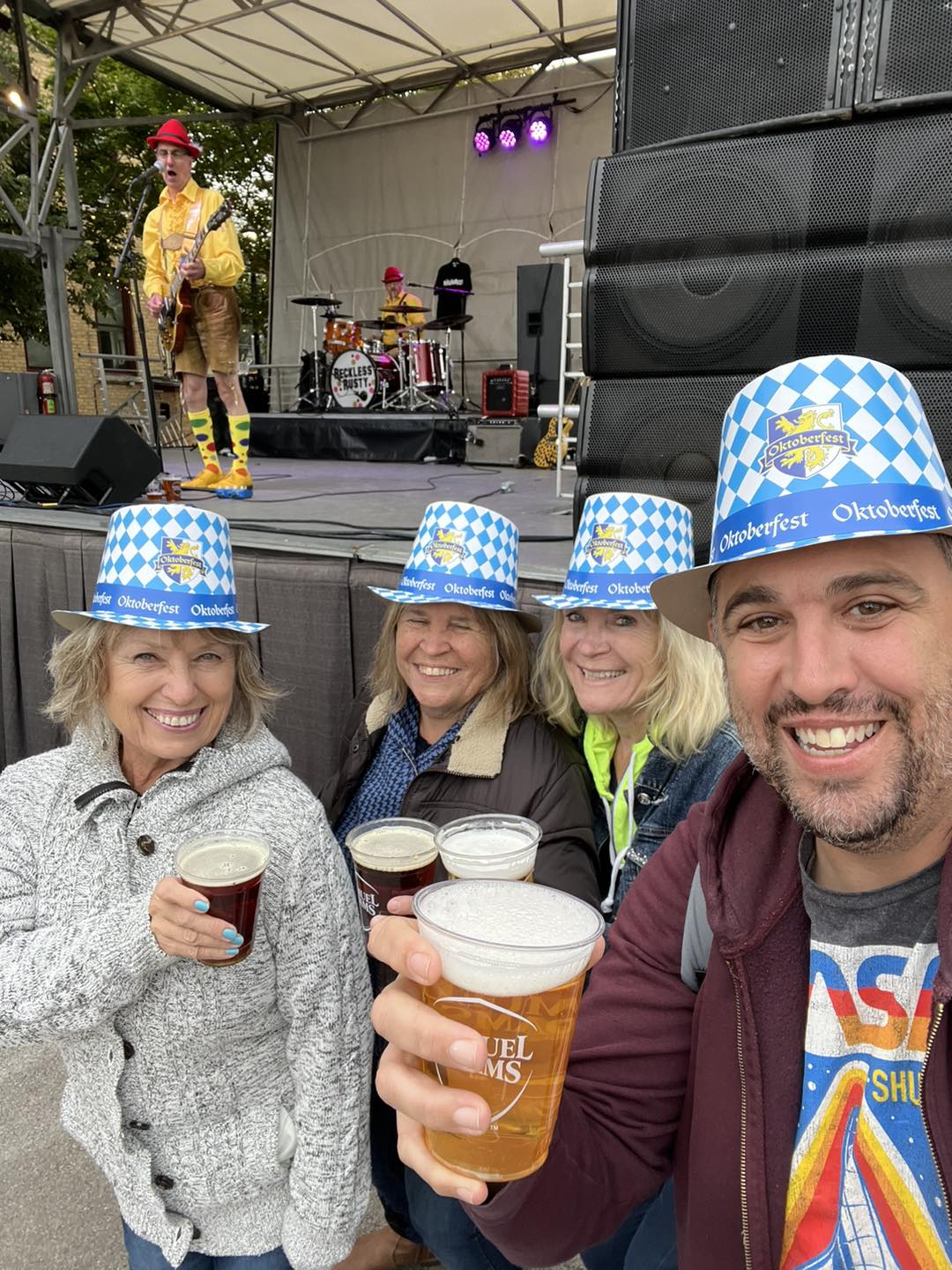 <h1 class="tribe-events-single-event-title">Join Joe at East Dundee Oktoberfest</h1>